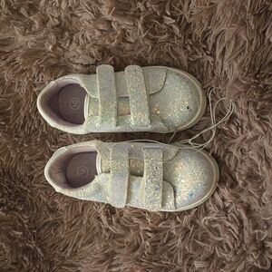 Cat& Jack white glitter Girls 10 Velcro sneaker, new, no tags